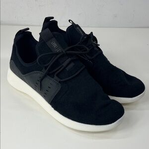 New ETNIES Vanguard Skate Shoe in Black Size Mens 11